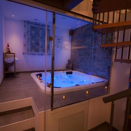 Chambre D'Hotes Bulle D'Eden 라센느쉬르메르 객실 사진